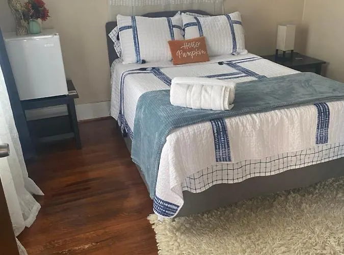 Peaceful Stay In La